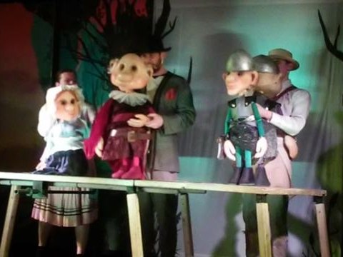 Wyjazd klas 2A i 3B na spektakl „Baśnie polskie”