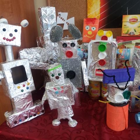 MÓJ PRZYJACIEL ROBOTEK