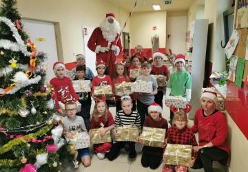 Odwiedziny Świętego Mikołaja w klasie 3b