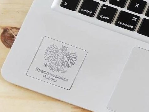 Bezpłatne laptopy dla uczniów klas IV naszej szkoły.