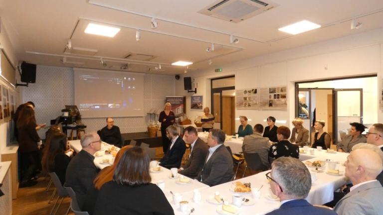 dom-pachnial-chalka_01 (3).jpg