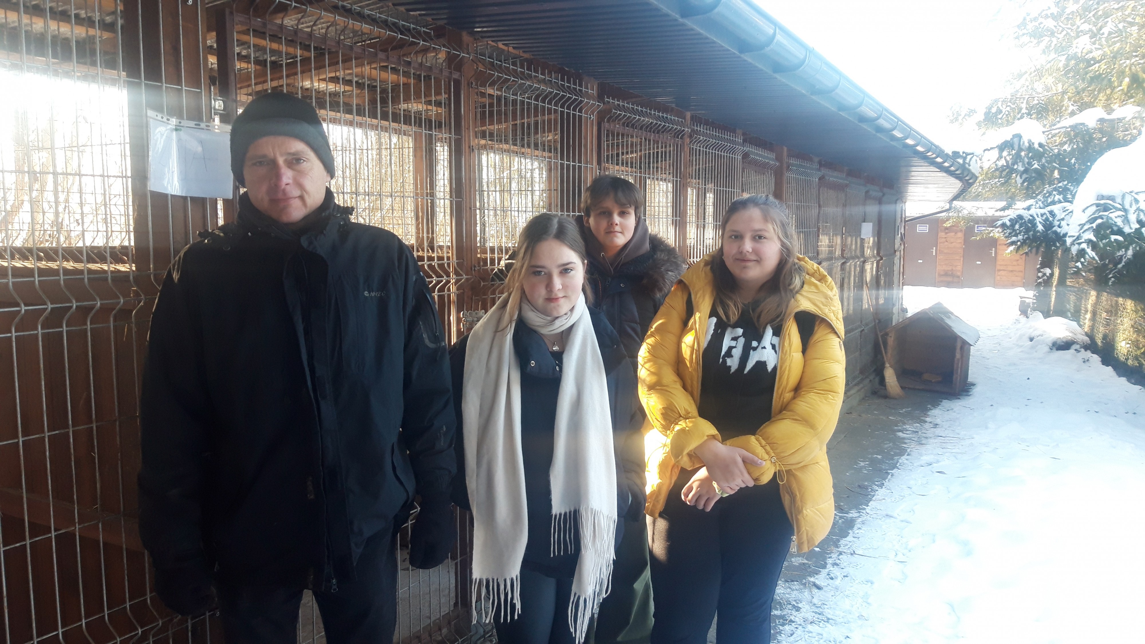 Wizyta w schronisku dla bezdomnych zwierząt w Starym Sączu.