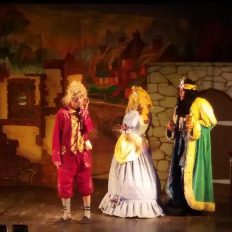 2d na przedstawieniu teatralnym pt." Baśnie pana Andersena"