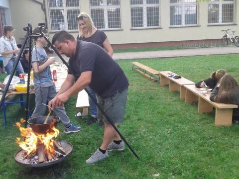 Impreza klasy z rodzicami "Bawimy się razem jak rodzina"